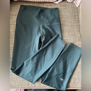 ALO leggings
